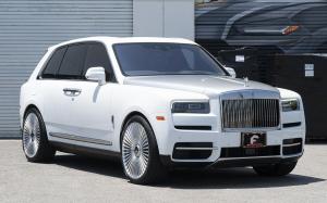 Rolls-Royce Cullinan Arctic White on Forgiato Wheels (Trimestre-M) 2019 года